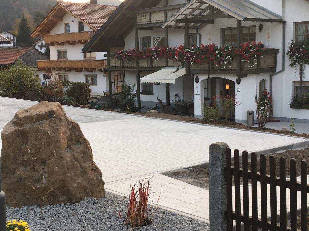 Gaestehaus Biggi โบเดนไมส์ ภายนอก รูปภาพ